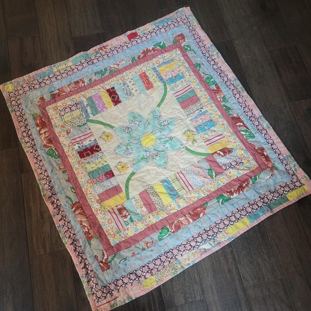 1930's vintage  Block cotton  cutter quilt hand quilted 35 x 33 Baby